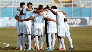 تقدم الوطن بثا مباشرا لمباراة فريق بيراميدز والنجوم اليوم، ضمن مباريات الأسبوع الـ33 من الدوري المصري الممتاز، في تمام بث مباشر مباراة فريق بيراميدز والنجوم. Ù…ÙˆØ¹Ø¯ Ù…Ø¨Ø§Ø±Ø§Ø© Ø¨ÙŠØ±Ø§Ù…ÙŠØ¯Ø² Ø§Ù„ÙŠÙˆÙ… Ø§Ù„Ø£Ø­Ø¯ 01 12 2019 ÙˆØ§Ù„Ù‚Ù†ÙˆØ§Øª Ø§Ù„Ù†Ø§Ù‚Ù„Ø© Ø³Ø¨ÙˆØ±Øª 360