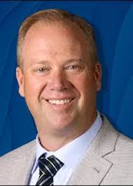 Justin Hendrickson's Instagram, Twitter & Facebook