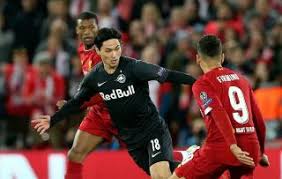 😄❤ and klopp's face seeing how good he is. Liverpool Players Urged Minamino Transfer