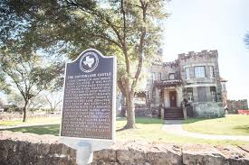 Cottonland castle is a german style stone castle. Sold Wow Cottonland Castle In Waco Texas Circa 1890 425 000 The Old House Life
