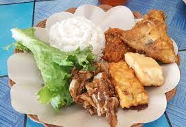Check spelling or type a new query. Pasutri Eks Pegawai Bank Sukses Buka Warung Ayam Penyet Pio Di Colomadu Sehari Jual Ratusan Porsi