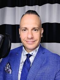 Leslie Lemaster's Instagram, Twitter & Facebook