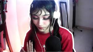 ASMR Do you want to eat chips while we talk about hentai? ✿