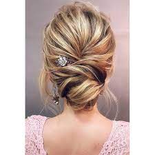 Atemberaubende Frisuren Mit Schritt Fur Schritt Anleitungen Https Ift Tt 2uu8go5 Hairinspo Hai Easy Hair Updos Short Hair Updo Updos For Medium Length Hair