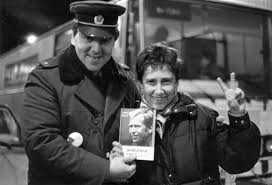 Jiřina šiklová (born 1935) is a czech sociologist notable for her political engagement and studies of gender in the czech republic and other former soviet countries. Pomahat Kulture A Chranit Jak Jirina Siklova Za Komunismu Ridila Podzemni Sit Aktualne Cz
