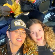 Jackie Dennis (@JdennisLV)