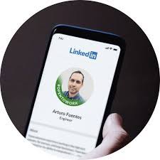 The minimum clearspace is the width of the 'i' x 2. Linkedin Log In Or Sign Up