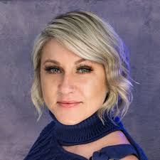 Krista Baxter's Instagram, Twitter & Facebook