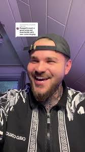 Tom Nissen's Instagram, Twitter & Facebook