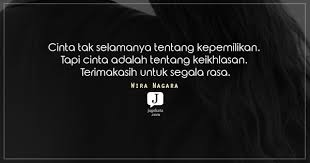 Arti kata ditampilkan dengan warna yang memudahkan mencari lema maupun sub lema. 35 Kata Kata Wira Nagara Jagokata