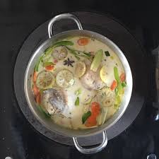 Blanquette De Lotte Lait De Coco Et Epices Aga Agacooking Onlyinnormandy Recette Blanquette Blanquette De Lotte Blanquette