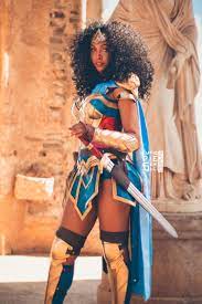 Nubia Wonder Woman cosplay by Cutiepiesensei : r/pics