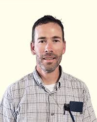 Trustee candidates introduce themselves