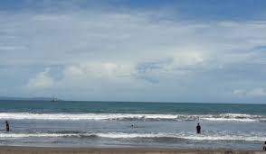 Karena waktu kita juga ga banyak di plara. Pantai Pelabuhan Ratu Menikmati Desiran Ombak Ala Pantai Pulau Dewata Tempat Me