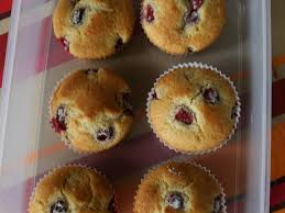 Muffins Aux Fruits Rouges Surgeles En 2020 Recette Muffin Alimentation Muffin Facile