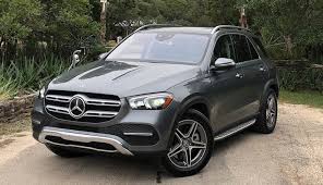 Gle 350 de 4matic & glc 300 e 4matic: Mercedes Benz Gle Suv Review Purewow