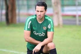 Persib bandung merekrut danny guthrie pemain inggris yang pernah berkostum liverpool. Ezra Walian Merapat Eks Pemain Psv Dan Liverpool Selanjutnya Persib Halaman All Kompas Com