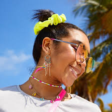 Should i get pierced at piercing pagoda, walmart or claire's? Ear Piercing At Claire S New Square Shopping Centre