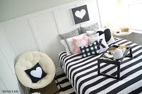 4.4 out of 5 stars 422 $11.99 $ 11. Black White Kids Bedroom Printables