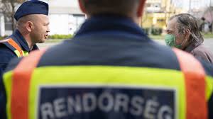 Megint 17 videa film letöltés 2009 néz online.humegint 17 2009 teljes film online magyarul nem tudni, mikor siklott félre mike élete. Ahogy A Rendorok Ropjak A Jerusalemara Ugy Senki Mas Video Infostart Hu