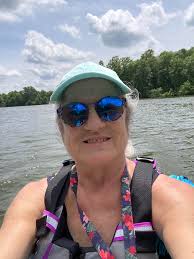 Lake with clear water, waterfalls, and dog-friendly near Pittsburgh?