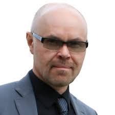 Eric Heberling's Instagram, Twitter & Facebook