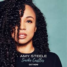 Amy Steele's Instagram, Twitter & Facebook