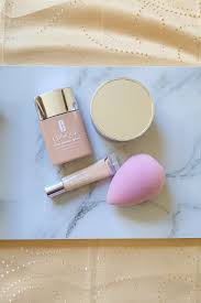 Luxuriously lightweight powder makeup infused with clinique's hydrating essence lotion. Clinique Even Better Glow Makeup Beyond Perfecting Concealer Dressed In Faith