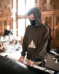 Последние твиты от alan walker (@iamalanwalker). Alan Walker Dj