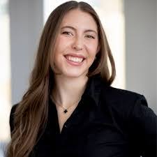 Alyssa Koser's Instagram, Twitter & Facebook