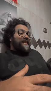 هو دة الي عملني في شغله بنت الاح... دي😂