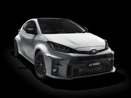 Como el yaris gasolina más potente, el yaris 100. 2020 Toyota Yaris Xp210 1 5 120 Cv Ficha Tecnica Y Consumo Medidas