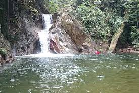 Kalau ana yang ingin menyejukkan diri bolehlah anda untuk cuba mandi di kawasan air terjun ini. Senarai Tempat Menarik Di Hulu Selangor Selangor