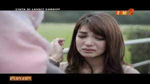 Rhoma irama (cuplikan film kemilau cinta). Cinta Di Langit Cardiff Episod 12 Youtube