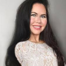 Dana Biddle's Instagram, Twitter & Facebook