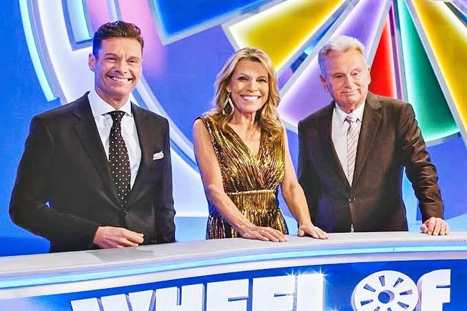 Vanna White compares 'Wheel of Fortune' hosts Pat Sajak and Ryan Seacrest