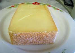 Comment Redonner Vie A Un Morceau De Fromage Sec Astuces De Grand Mere Cuisine Et Boissons Culinaire Fromage