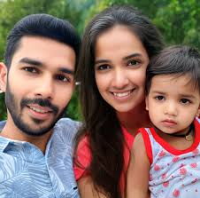 Favourite Chess Player Me:Hikaru