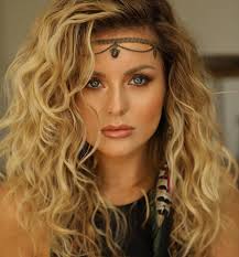 Paris Adams's Instagram, Twitter & Facebook