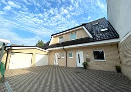 Für den kauf eines hauses mit ca. Haus Kaufen Holm Hauser Kaufen In Holm Bei Immobilien De