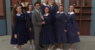 Το ξύλο βγήκε από τον παράδεισο. To 3ylo Bghke Ap Ton Paradeiso H Tainia Poy Toso Agaphsame Sto Sanidi