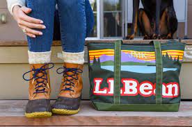 Welcome to the official facebook page for l.l.bean! L L Bean To Open First Canada Store Inks Hudson S Bay Shop In Shop Deal News Distribution 1122126