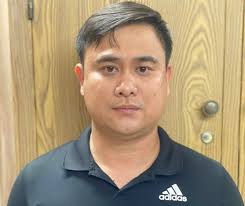 👉 Phòng Cảnh sát hình sự tìm bị hại, người có liên quan trong vụ án Lừa  đảo chiếm đoạt tài sản.  https://congan.haiphong.gov.vn/Tin-An-ninh-trat-tu/Phong-Canh-sat-hinh-su-tim-nguoi- trong-vu-an-hinh-su-152720.html