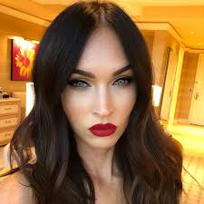 Photogallery of megan fox updates weekly. Megan Fox Insists Instagram Post Claiming She Is Against Covid Facemasks Is Fake Mirror Online