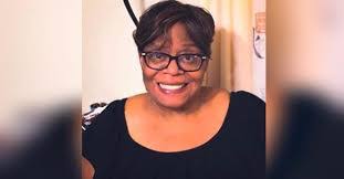 Jeanette Clement's Instagram, Twitter & Facebook