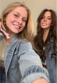 Annabelle Wray's Instagram, Twitter & Facebook