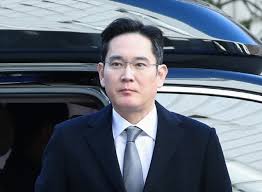 신현보의 딥데이터, 신현보의 딥데이터 70 역대 특별사면 자료 분석 文 4년 간 경제인 특사 단 한. ì´ìž¬ìš© ê°€ì„ë°© ì°¬ì„± 70 ì´ëª…ë°• ë°•ê·¼í˜œ ì‚¬ë©´ ë°˜ëŒ€ 56 ë§¤ì¼ê²½ì œ