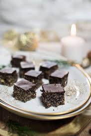 Das Ist Ein Rezept Fur Susse Mohn Schokoladenwurfel Rezept Schokoladenwurfel Kalte Desserts Leckereien
