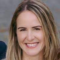 Stephanie Langan's Instagram, Twitter & Facebook