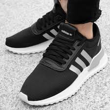 Sie sind nicht nur optisch vielfältig und ansprechend, sondern auch funktionell auf höchstem niveau. Sunder Bilden Zehn Adidas Frauen Schuhe Schwarz Rahmen Schwanken Transzendieren